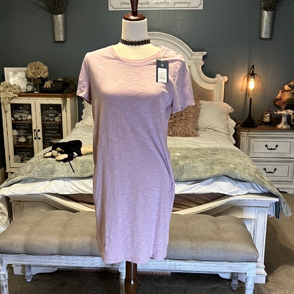 Universal Thread Dresses & Skirts - Tshirt dress. New with tags